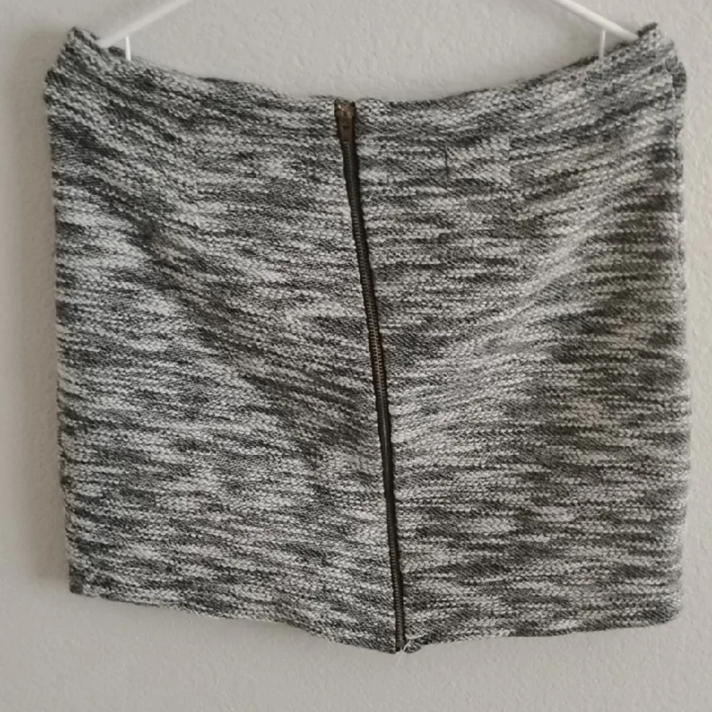 Joe Boxer Black and Gray Knit Skirt - Picture 4 of 7